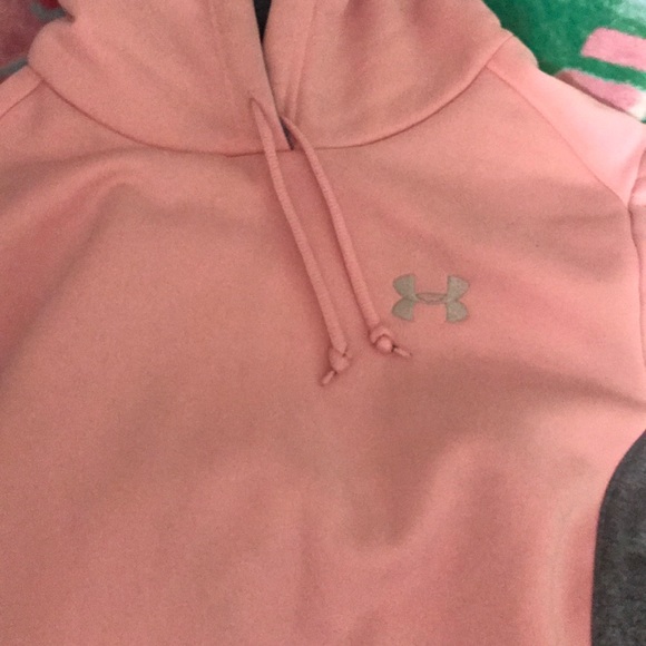Light pink and grey under armor hoodie - Picture 2 of 5